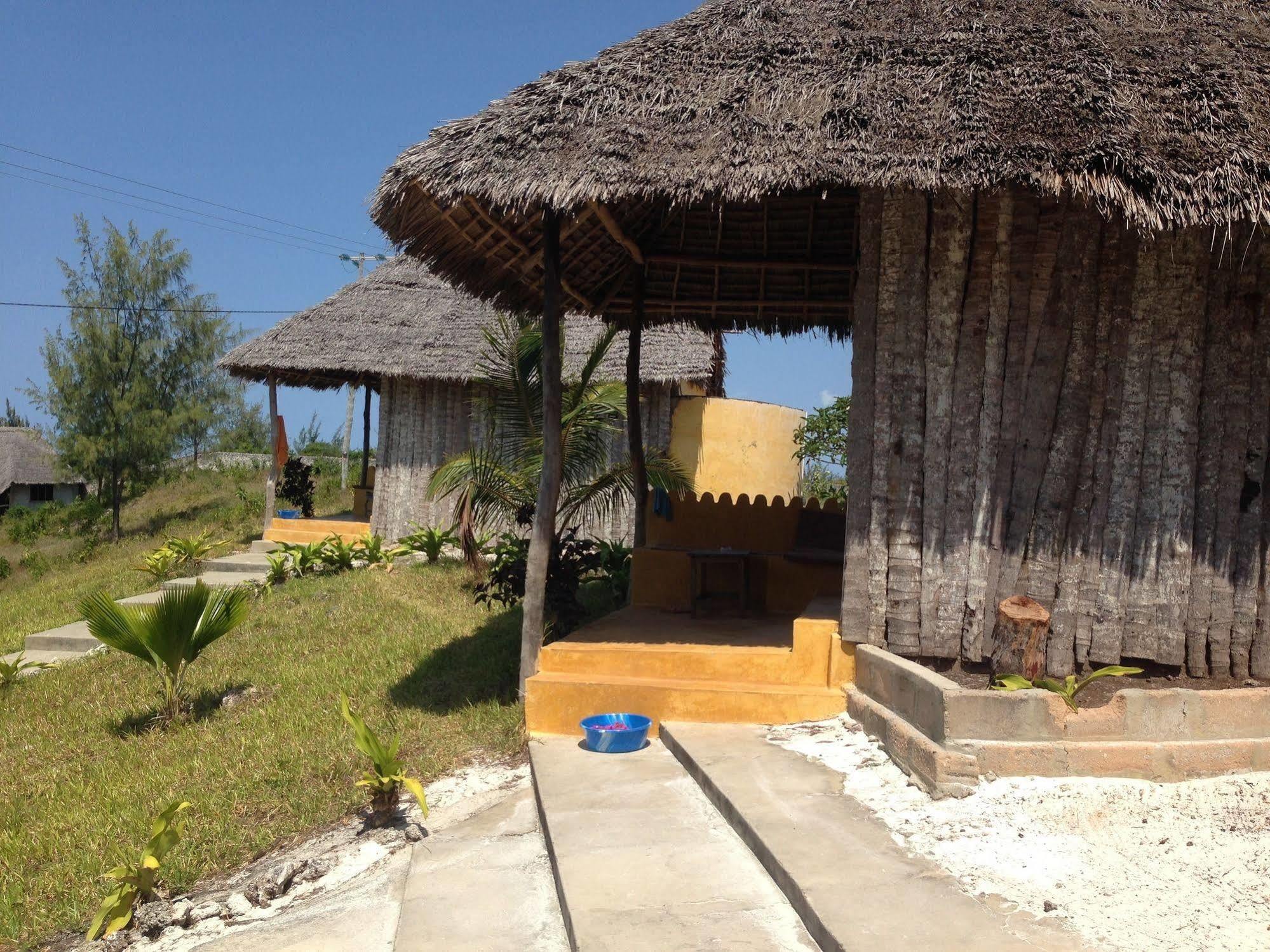 The Cove Hotell Paje Exteriör bild